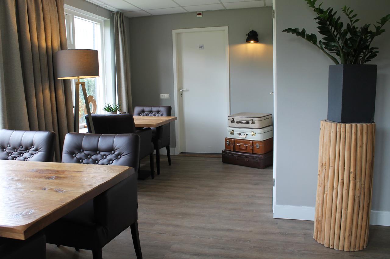 Hotel Triniteit Тернезен Екстериор снимка