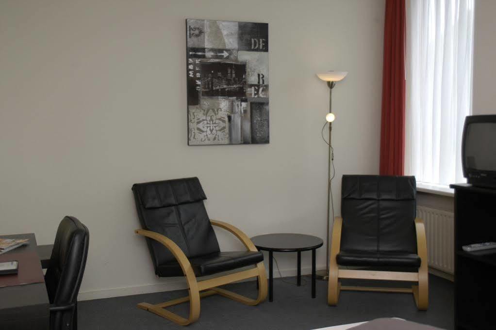 Hotel Triniteit Тернезен Екстериор снимка